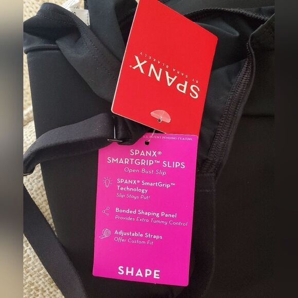 SPANX | *NEW* SmartGrip Open-Bust Full Slip - [XS, Very Black] - Picture 8 of 13